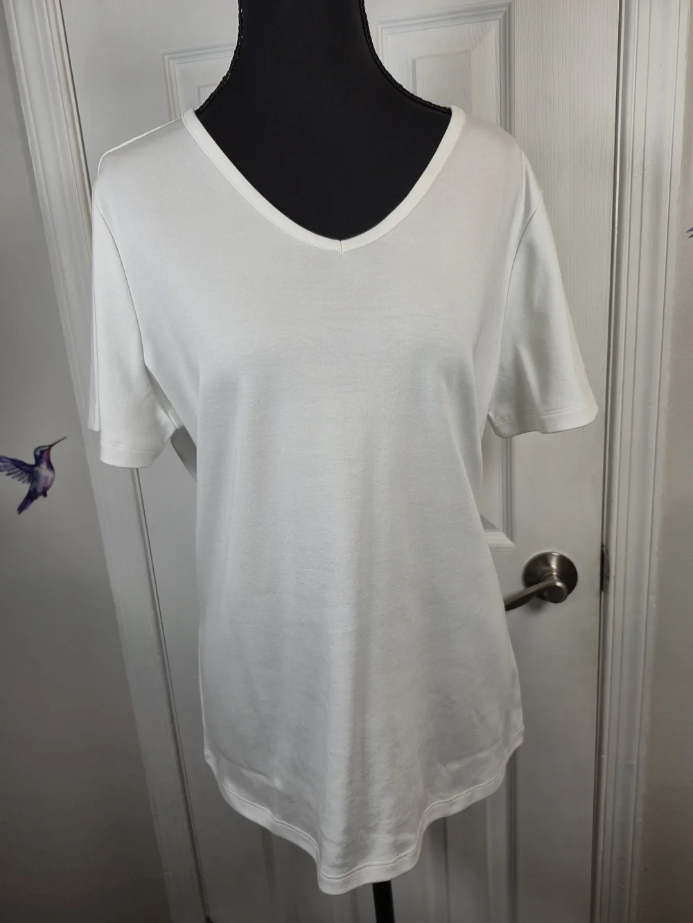 L.L. Bean Supima Cotton V-Neck Tee White Large - Picture 2 of 5